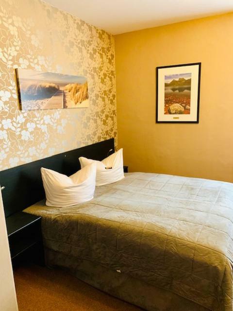 Hotel Zur Post Ochsendorf 埃尔姆边的孔宁斯路特 外观 照片