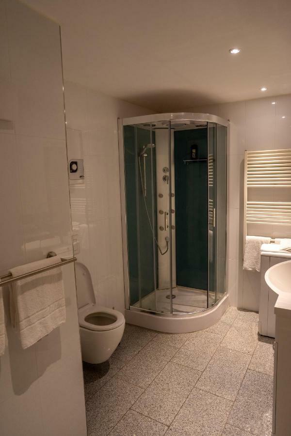 Hotel Zur Post Ochsendorf 埃尔姆边的孔宁斯路特 外观 照片