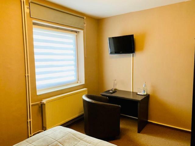Hotel Zur Post Ochsendorf 埃尔姆边的孔宁斯路特 外观 照片